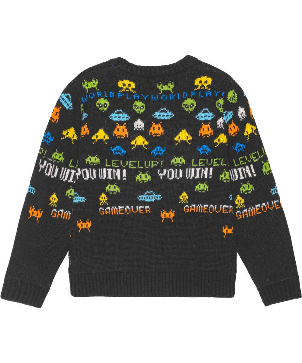 Barri - Level Up! - Zwarte trui met lange mouwen en een kleurrijke pixel-geïnspireerd patroon.