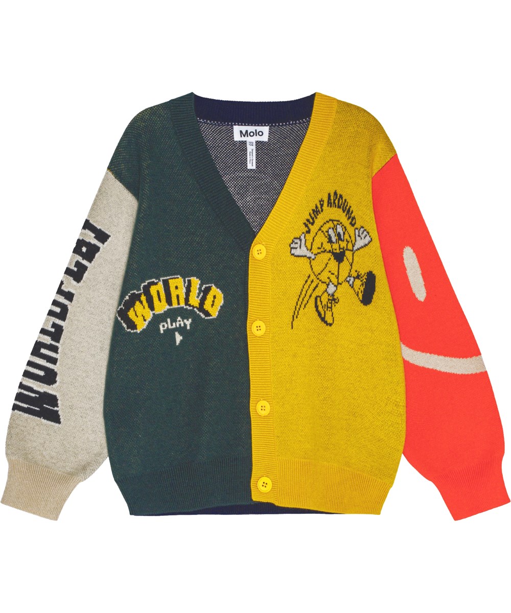 Burt - Colour Mix - Gekleurde katoen/wollen vest met een patroon geïnspireerd op een universiteit, met de tekst "Worldplay" en een basketbalafbeelding.