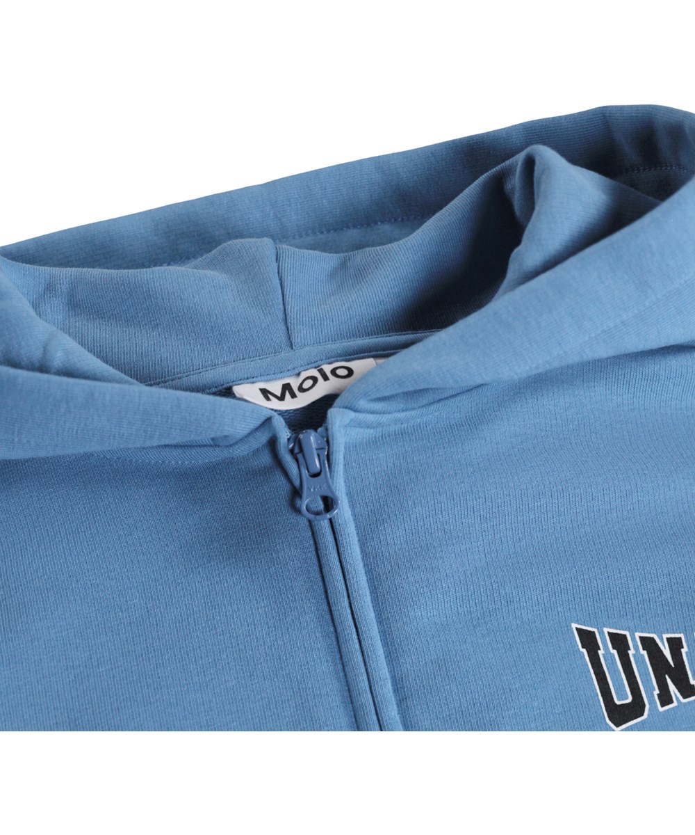 Marley - Blue Tide - Blauwe kinderhoodie met een print gemaakt van biologisch katoen