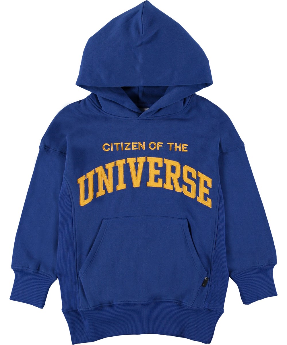 Moz - True Blue - Blauwe hoodie met gele tekst.