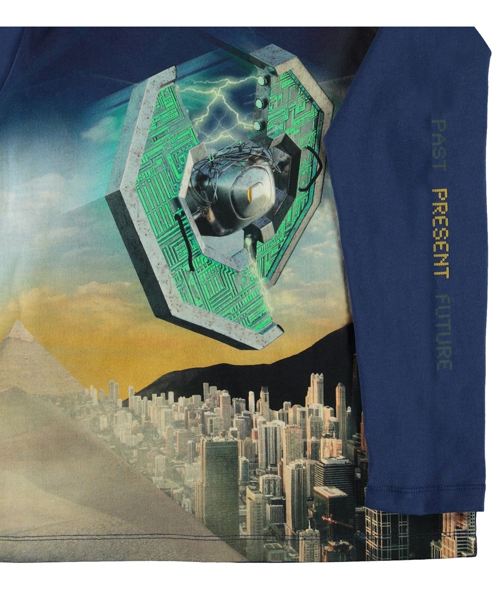 Reif - Present - Blauw shirt met tijdmachine