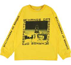 Rin T-shirts & Tops