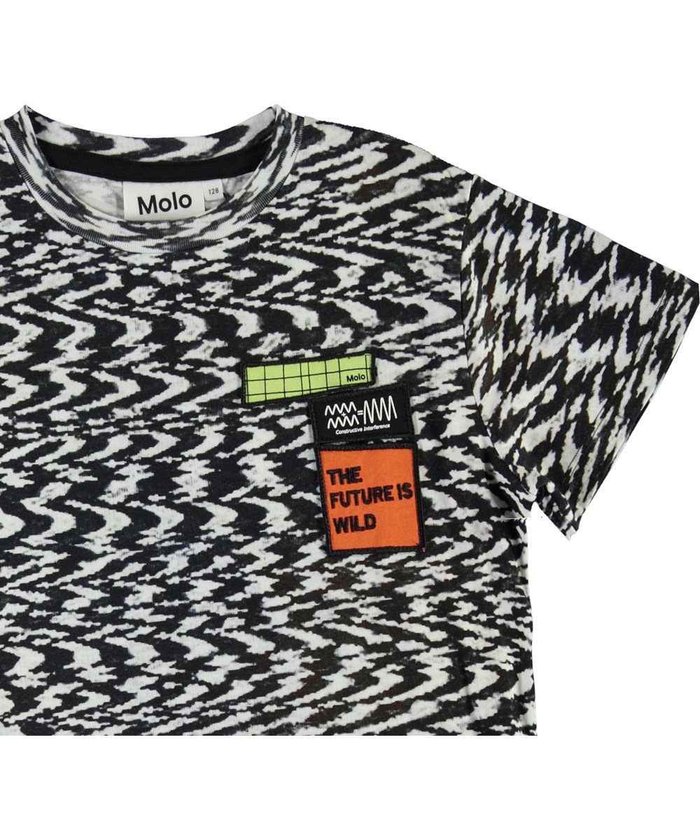 Roxo - Interference - 