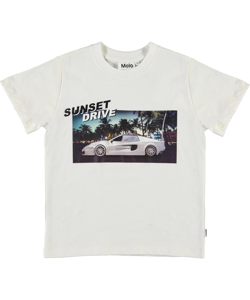 Roxo - Sunset Drive - Witte t-shirt met auto en zonsondergang