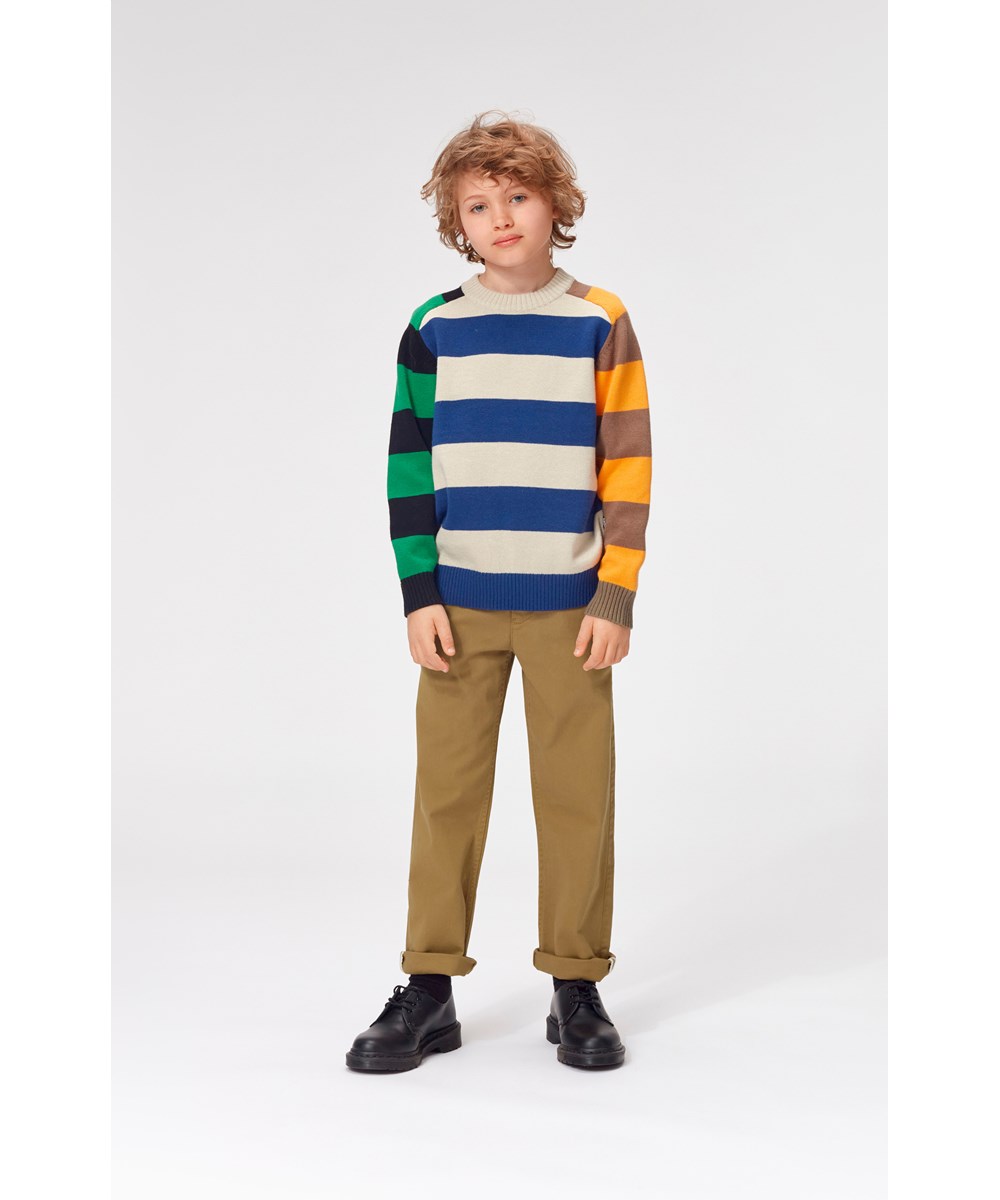 Buzzy - Colour Stripe - Strickpullover mit breiten bunten Streifen.