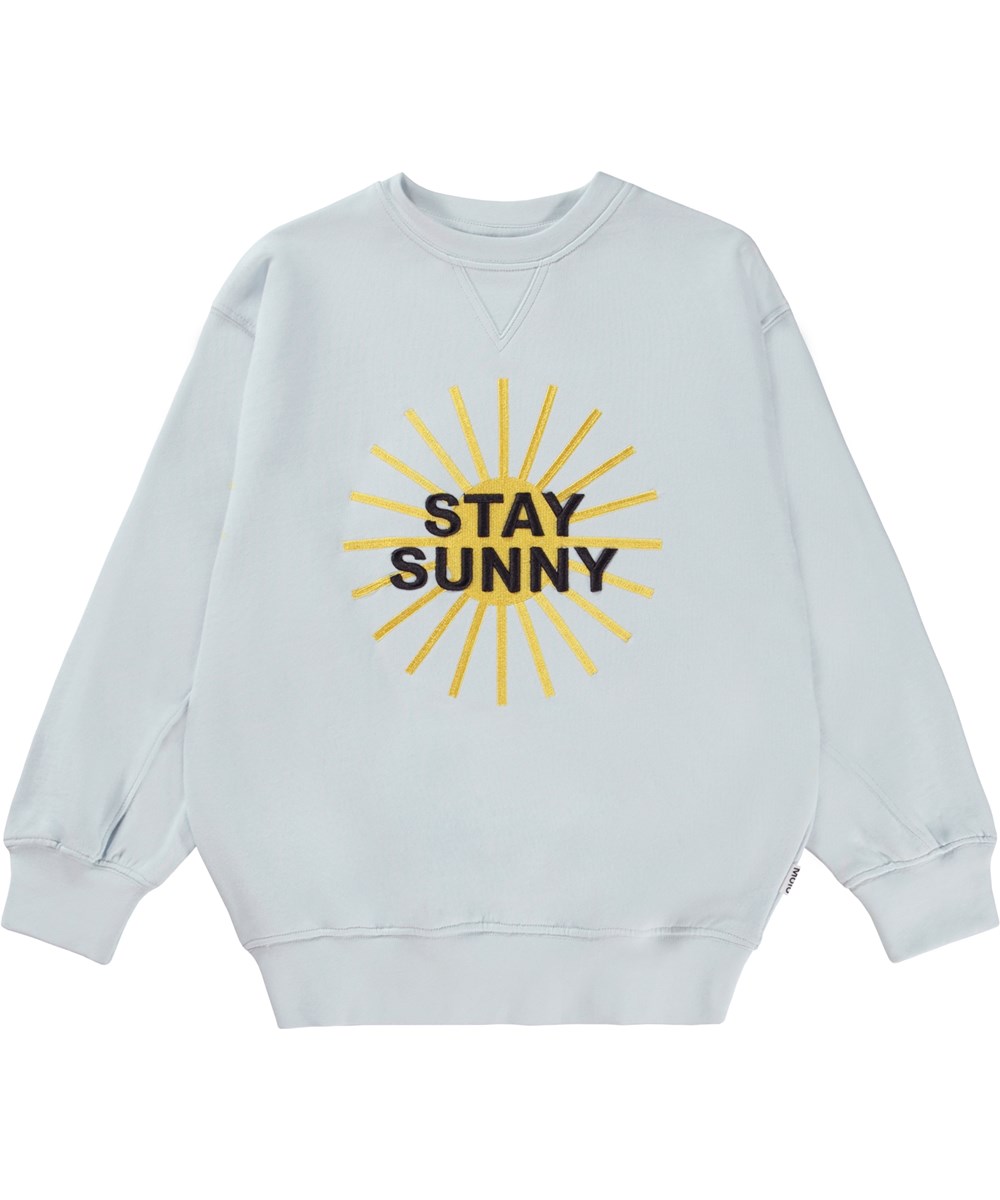 Magni - Iced Blue - Hellblaues Sweatshirt mit Stay Sunny Sonne-Stickerei