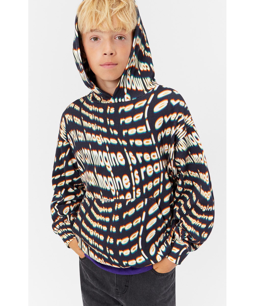 Maxx - Everything Is - Mehrfarbiger Hoodie mit übergroßer Passform und Textdruck.