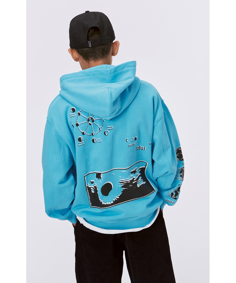 Maxx - Horizon - Blauer Hoodie mit Grafikdruck
