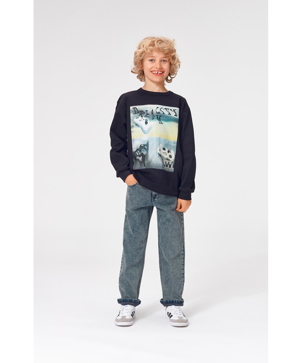 Rin - Melting Consoles - Schwarzes Langarm-T-Shirt mit Konsolen-Print.