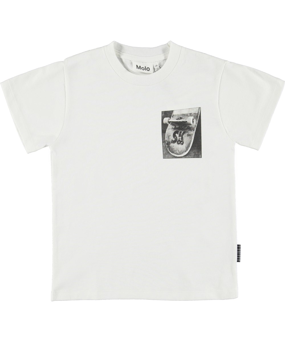 Roxo - SK8 - Weißes T-Shirt mit SK8-Aufdruck.