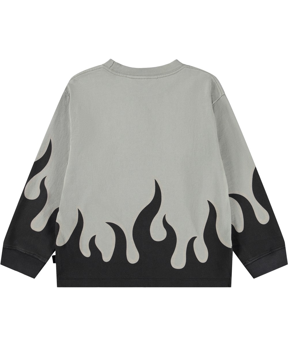 Rube - Heated - Graues Langarmshirt für Kinder aus Öko-Baumwolle mit geripptem Ausschnitt und Ärmeln sowie einem schwarzen Flammenmuster an der Taille.