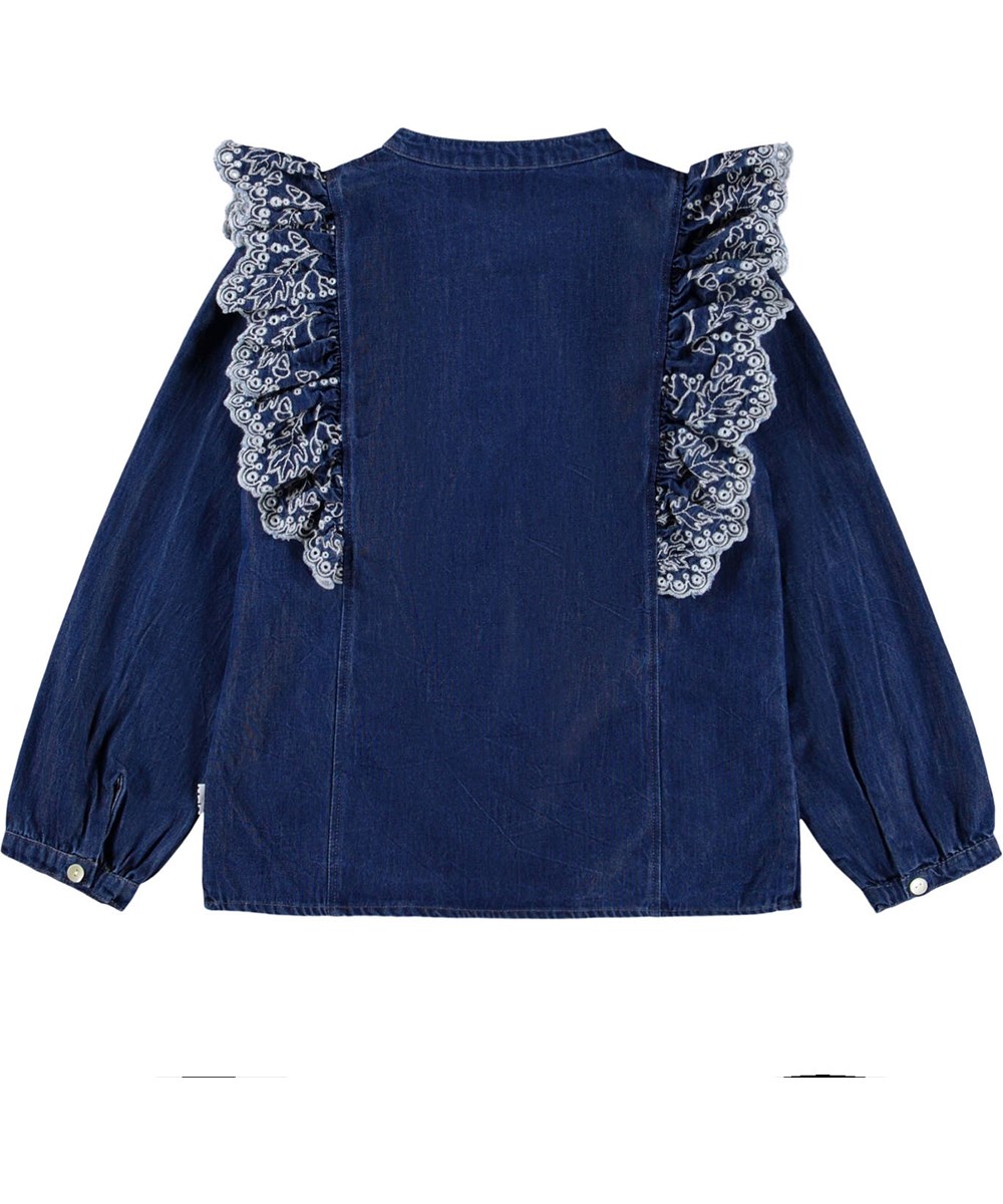 Raphaella - Oak Embroidery - Langärmeliges locker sitzendes Jeanshemd für Kinder aus Öko-Baumwolle mit weißer Stickerei.