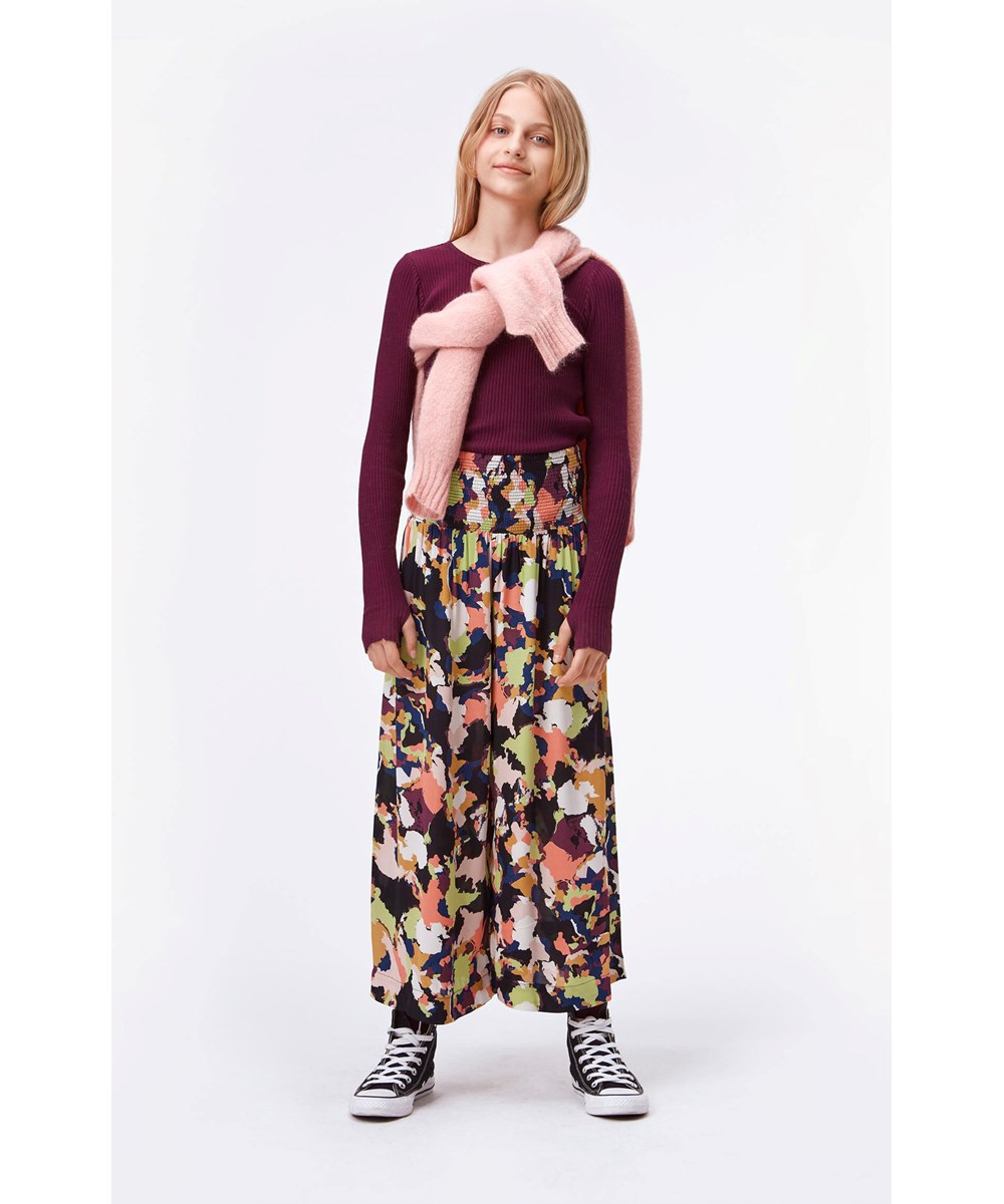 Andrea - Pangea Camo - Lose Hosen mit farbigen Feldern