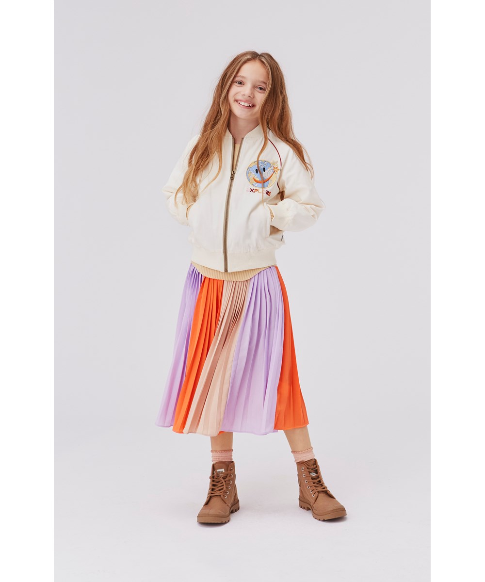 Hatty - Pearled Ivory - weiße Bomberjacke mit schönem Galaxy-Print