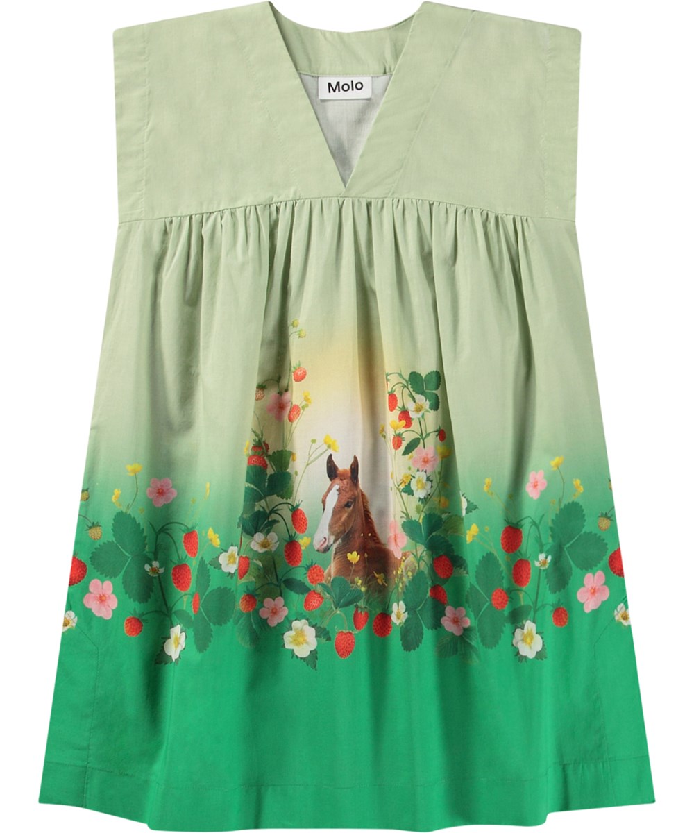 Cajla - Beauty - Hellgrünes und dunkelgrünes lockeres Kleid für Kinder aus Öko-Baumwolle mit breiten Trägern und einem V-Ausschnitt.