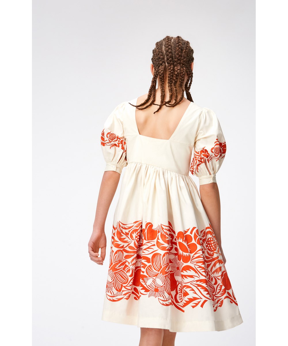 Camilo - Folklore - Weißes Kleid aus Öko-Baumwolle mit Blumendruck