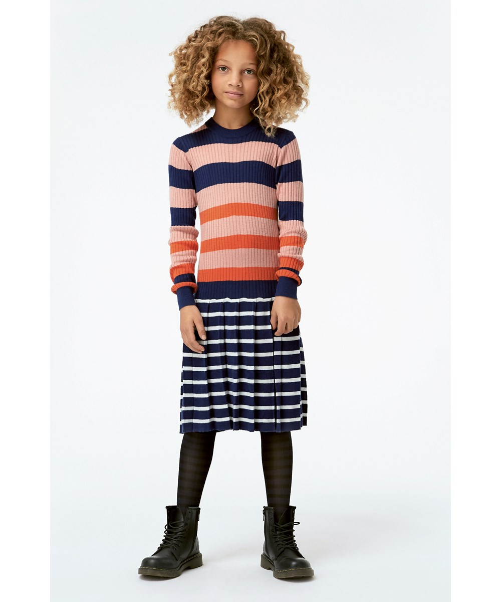 Carlin - Faded Stripe - Gestreiftes Strickkleid