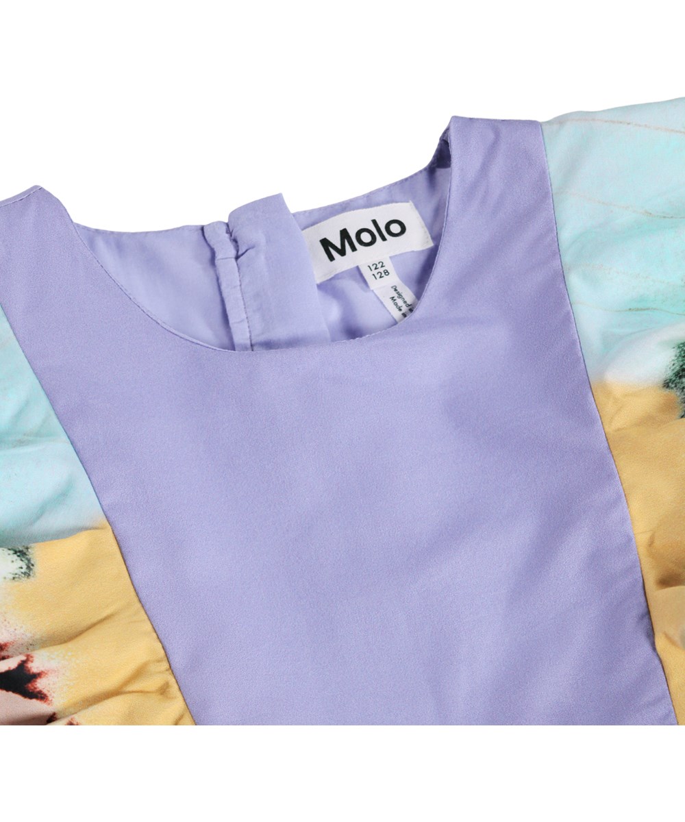 Caty - Lilac Butterfly - Lila Kleid für Kinder aus Bio-Baumwolle mit Schmetterlingsdruck