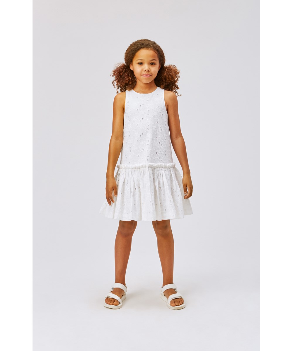 Caylie - White - Weißes Kleid mit Lochstickerei