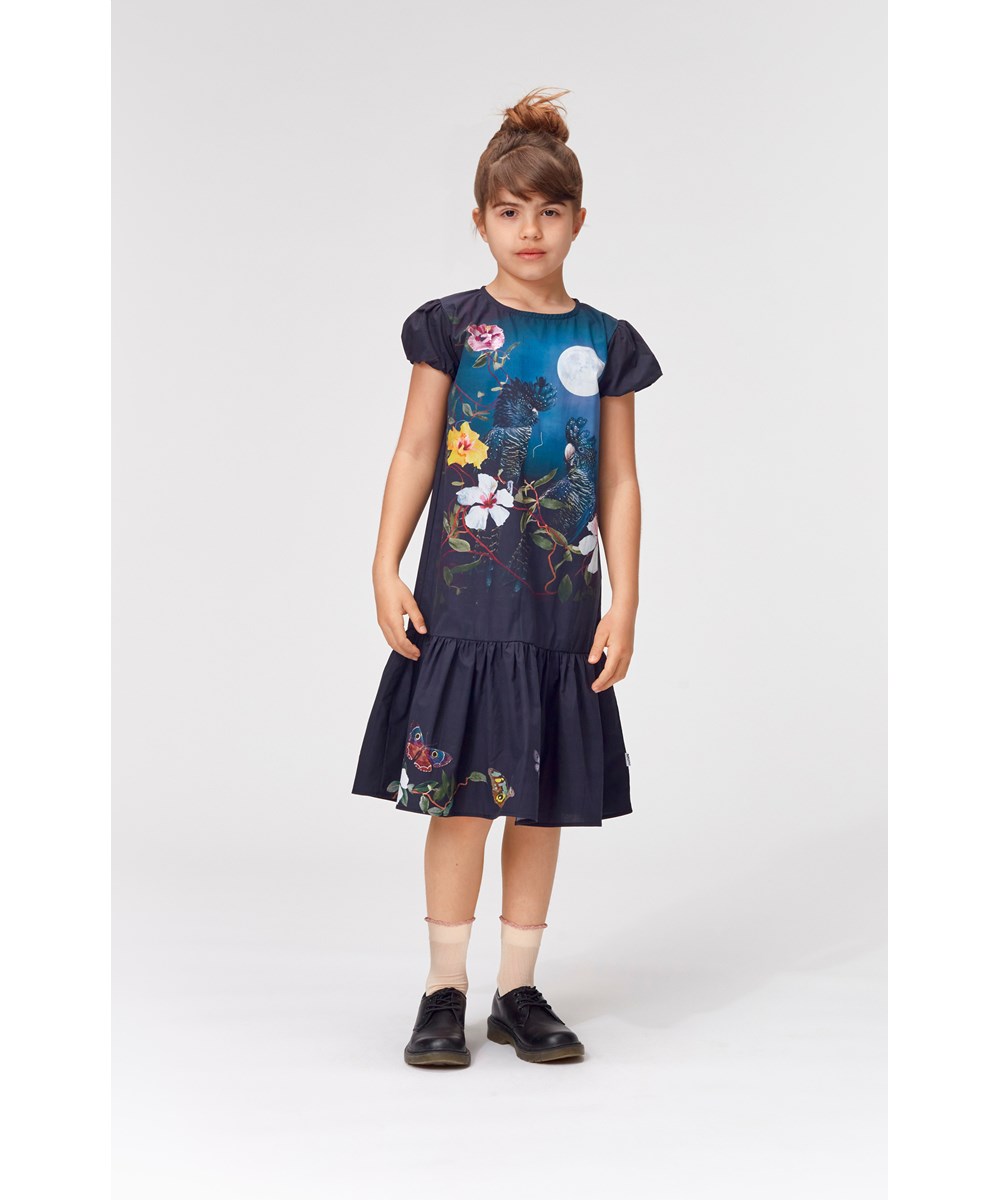 Cerys - Moonlight Birds - Dunkles Öko-Kleid mit Vögeln und Mond-Print