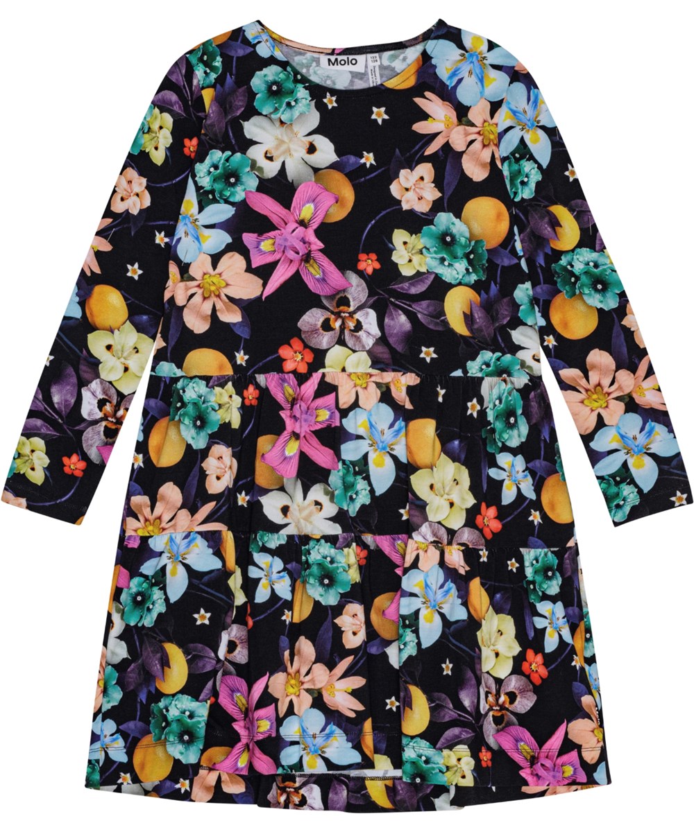 Chia - Garden Of Plenty - Locker sitzendes schwarzes Jerseykleid aus Öko-Baumwolle mit Blumenmuster.