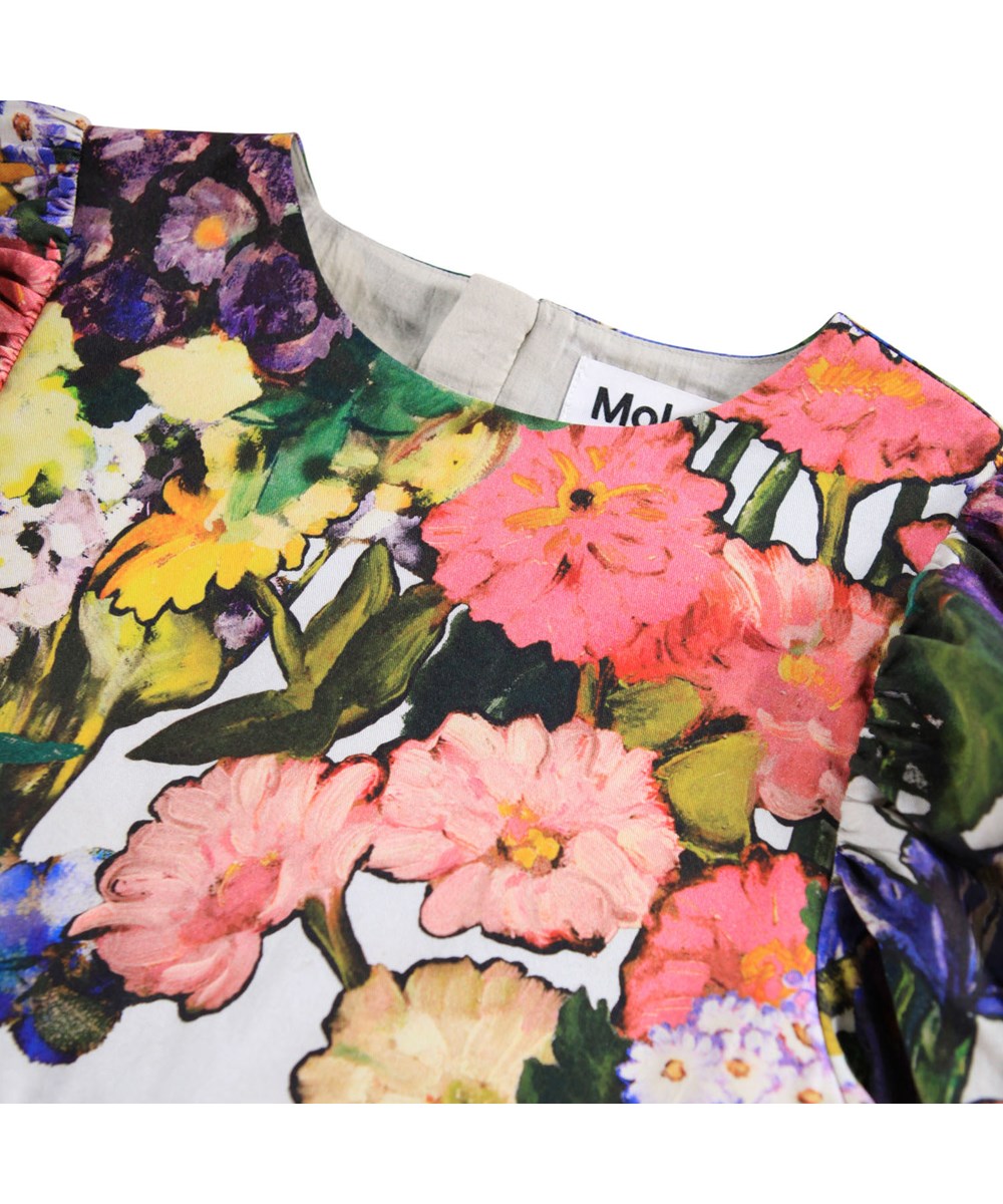 Cocos - Floral Impression - Kurzes Kleid aus Öko-Baumwollpopeline mit Blumenmuster.