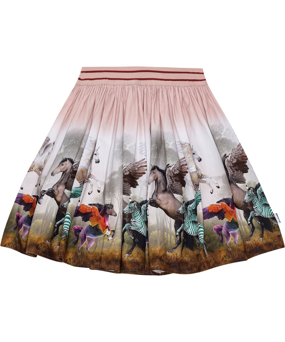 Brenda - Surreal Beings - Rosa Rock aus Öko-Baumwolle mit einem fantasievollen Druck von Leopardenpferden, grünen Zebras und geflügelten Pferden.