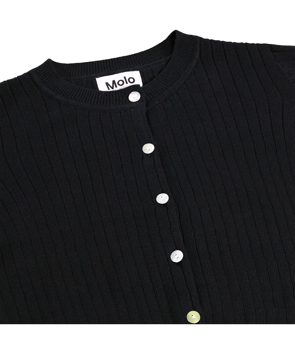 Gloria - Black - Schwarzer Cardigan aus Öko-Baumwolle mit langen Ärmeln und Knöpfen.