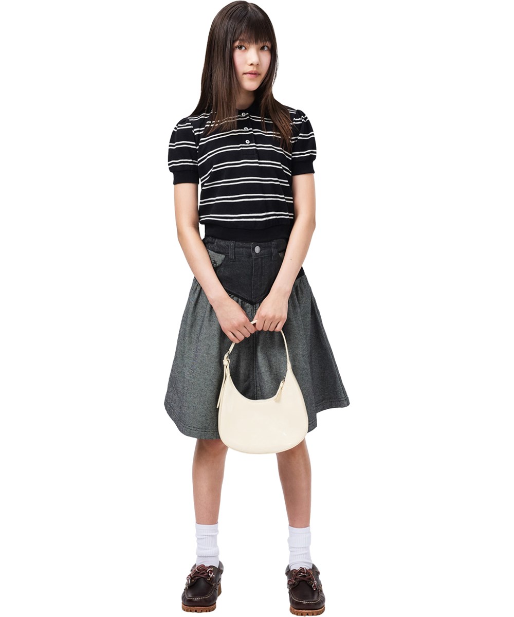 Raki - Black Ivory Stripe - Poloshirt mit weißen und schwarzen Streifen für Kinder aus Öko-Baumwolle