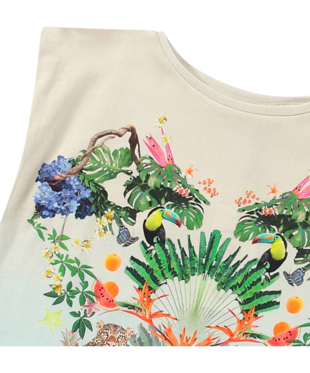 Ravonda - Magic Sand - Hellblaues und beige Oversized-Top für Kinder aus Öko-Baumwolle mit geripptem Ausschnitt.