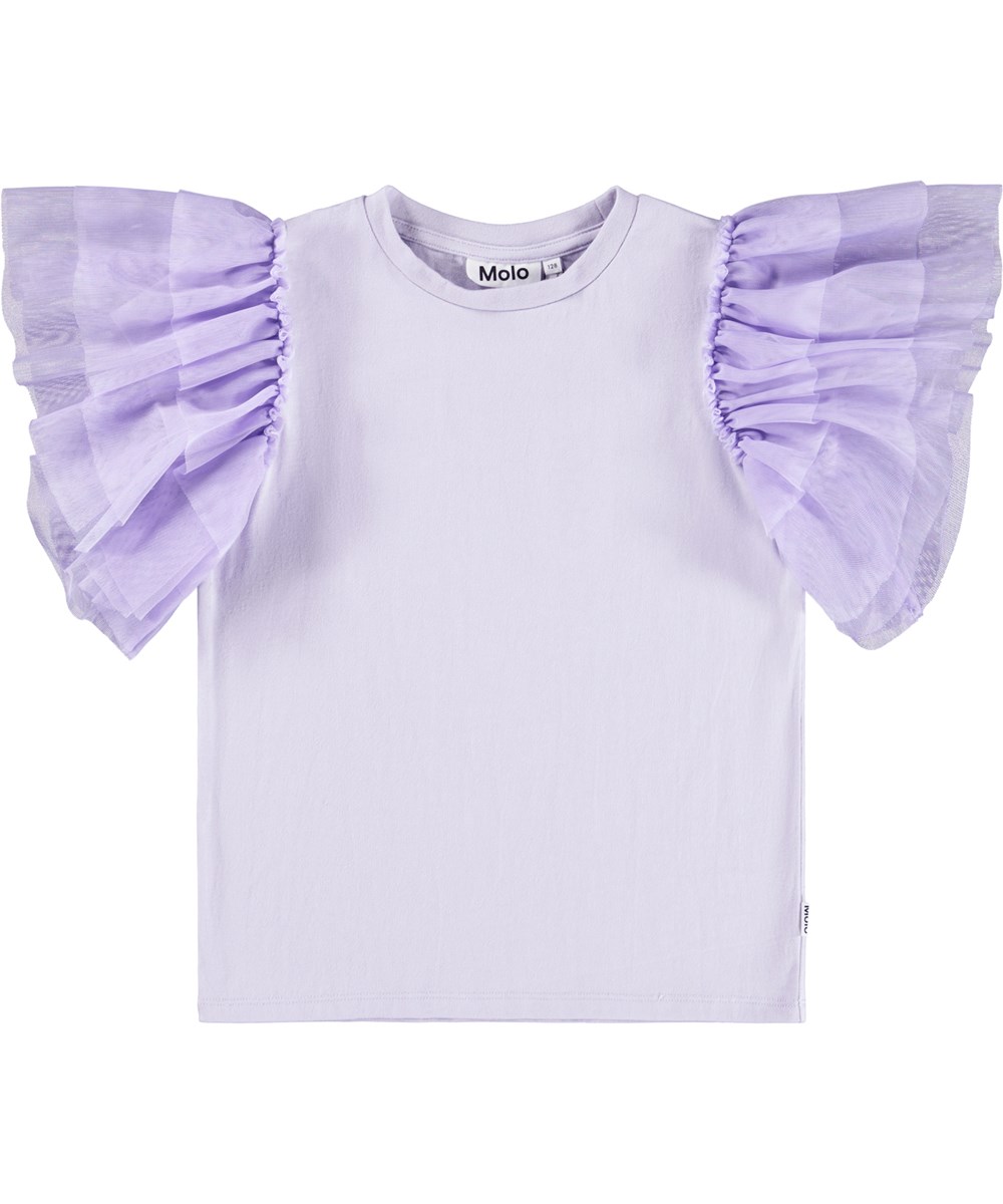 Robyn - Thistle - Lila T-Shirt für Kinder aus weicher Baumwolle mit geripptem Ausschnitt. Das T-Shirt hat eine lockere Passform und 3 Lagen Tüllärmel, die schön über die Schulter fallen.