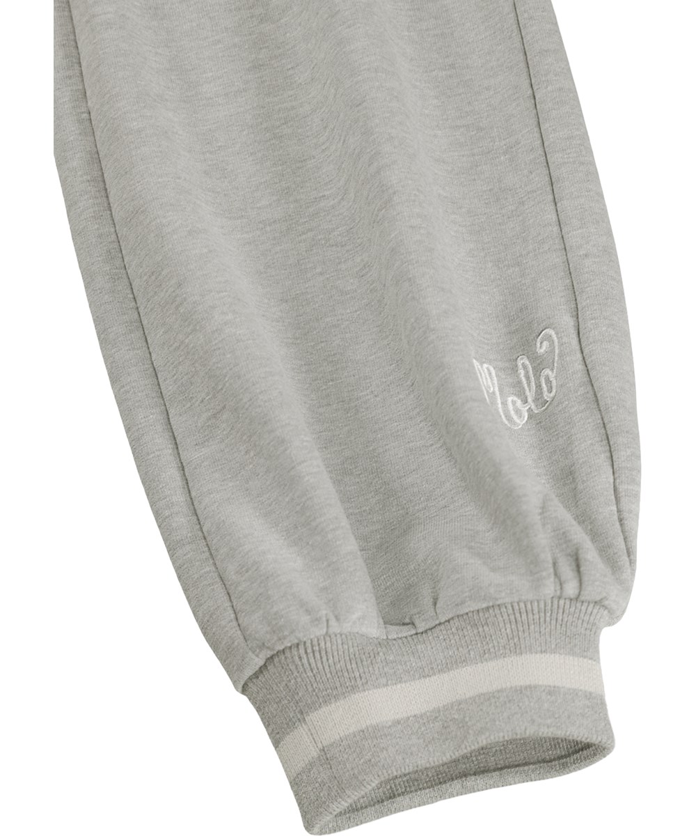 Alexandria - Grey Melange - Grijze zachte kinderjoggingbroek gemaakt van biologisch katoen