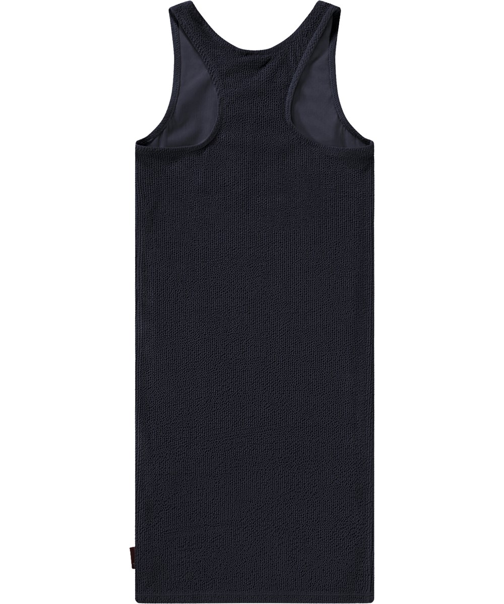 Cailey - Black - Elastische zwarte kinder tanktopjurk met structuur, brede bandjes en ronde hals.