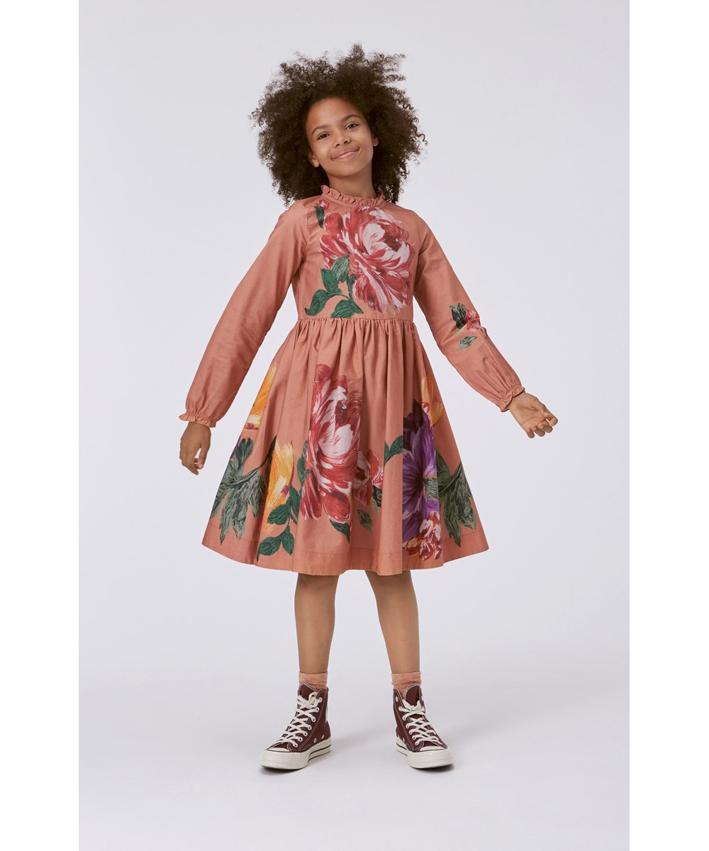 Cami - Falling Flowers - Oudroze knielange jurk met bloemenprint