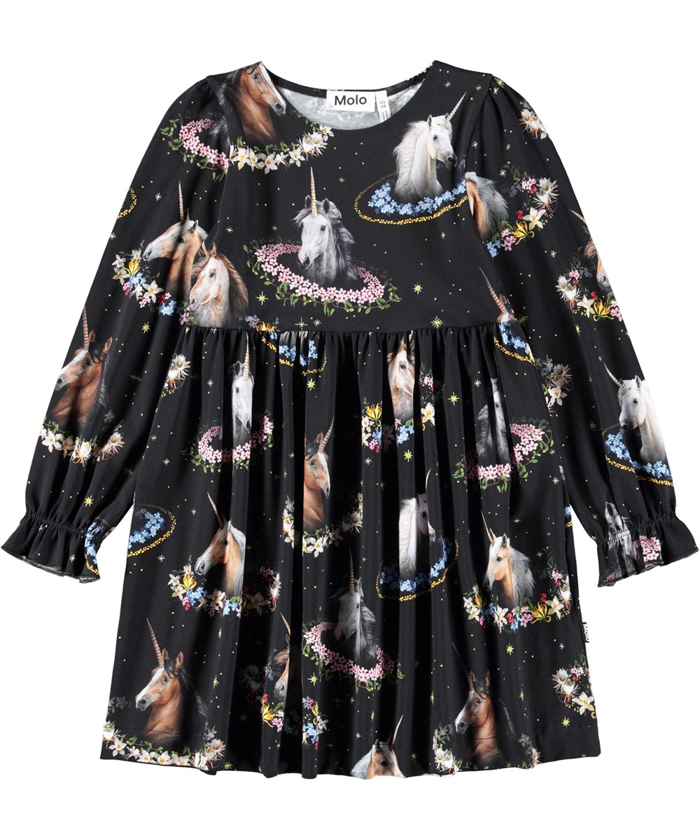 Camie - Magical Galaxies - Zwarte jersey kinderjurk gemaakt van biologisch katoen met een print van eenhoorns en bloemen.