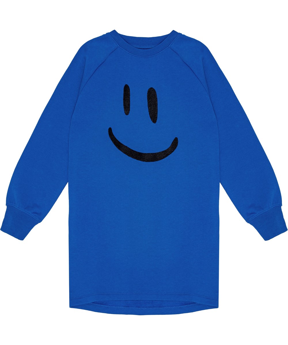 Carola - Lapis Blue - Zachte blauwe jersey jurk in ruimvallende pasvorm met geribbelde boorden en geborduurde smiley.