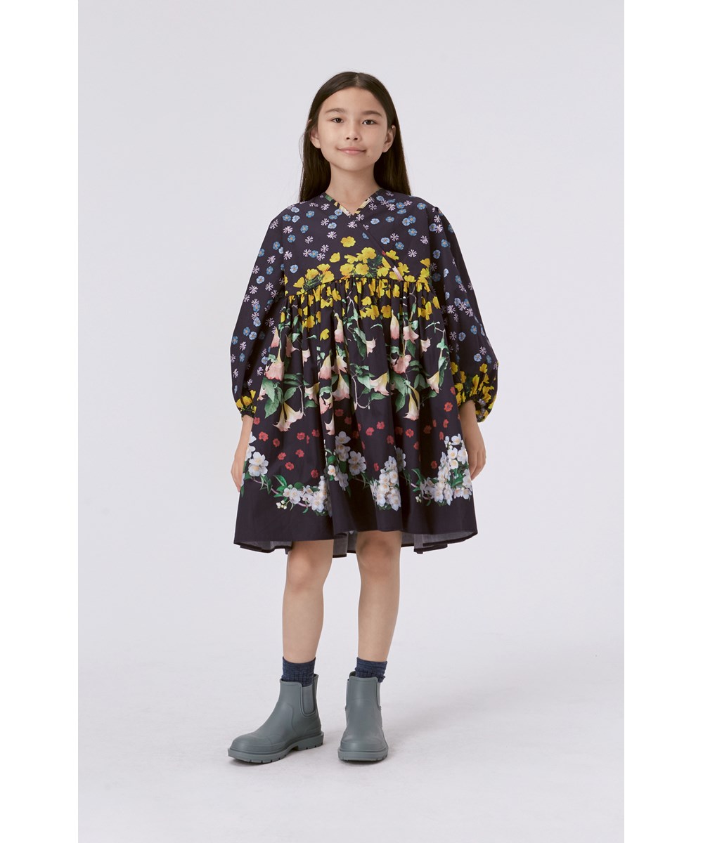 Cassida - Flower Rain - Blauwe knielange biologische volle jurk met bloemenprint