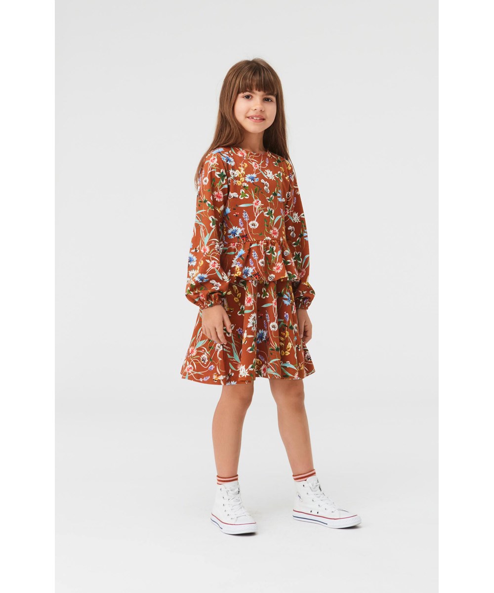 Christabelle - Wildflowers - Bruine biologische jurk met bloemen en rok