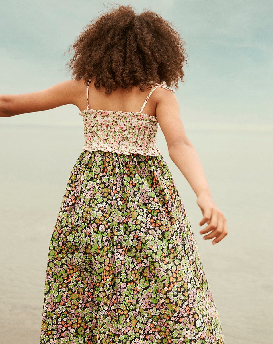 Chrystal - Meadow Night - Biologische lange jurk met spaghettibandjes en bloemenprint