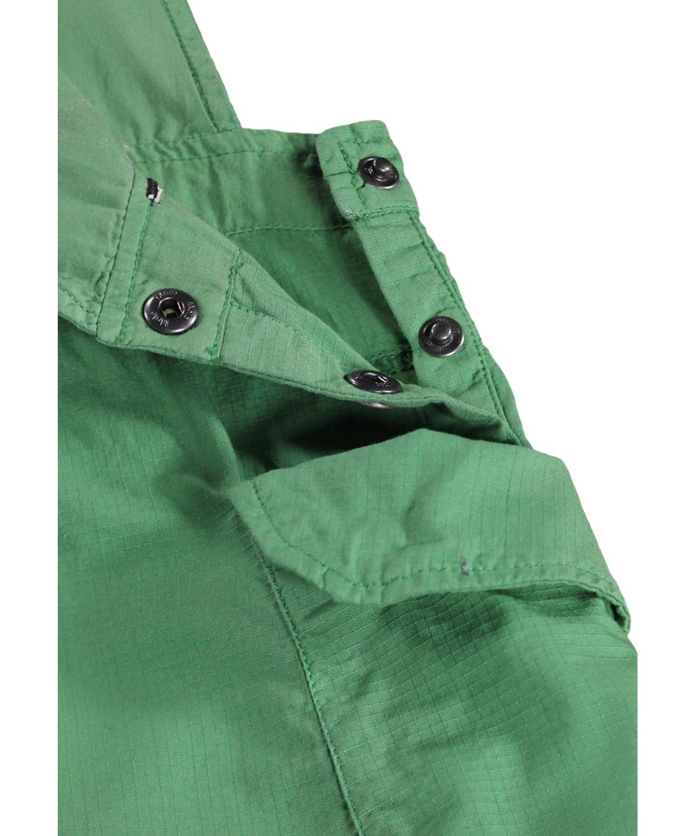 Clarice - Groovy Green - Groene kinderjurk met cargozakken gemaakt van duurzaam biologisch katoen 