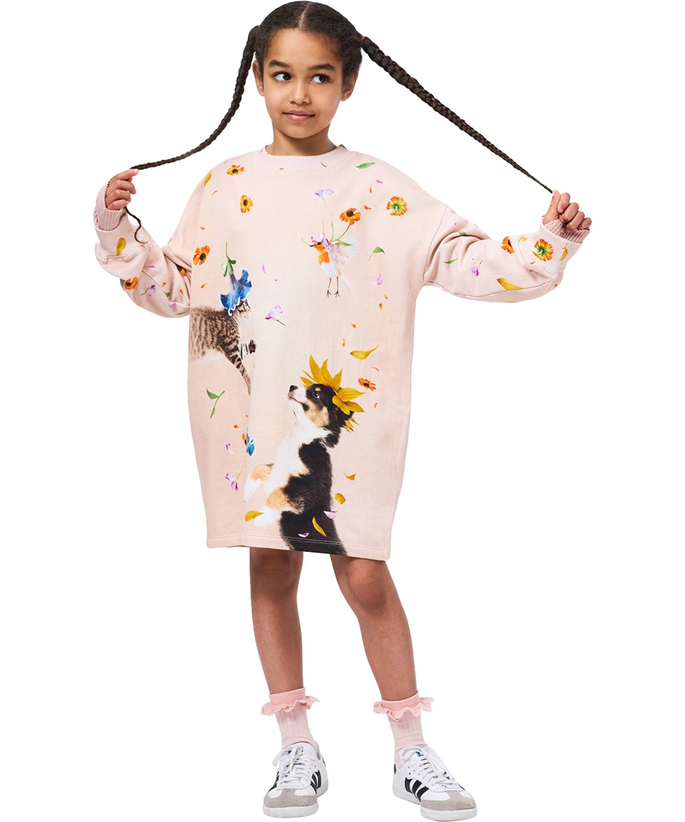 Cyrella - Lets Celebrate - Roze jerseyjurk voor kinderen gemaakt van biologisch katoen met een dierenprint  