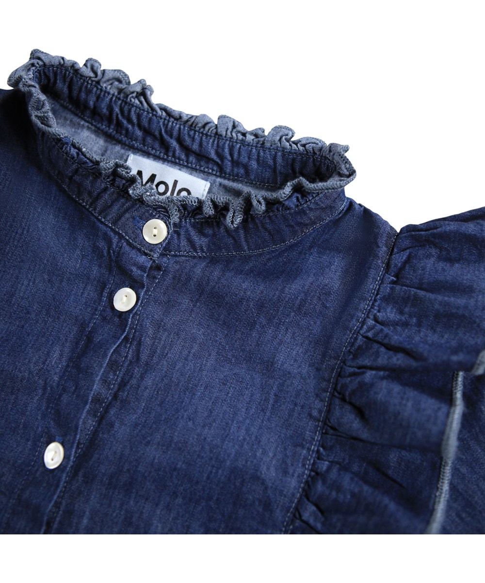 Raphaella - Washed Blue - Spijkerblouse met lange mouwen voor kinderen gemaakt van biologisch katoen.