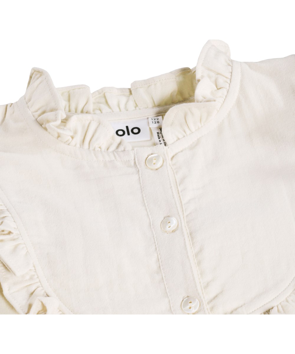 Rayna - Summer Sand - Gebroken witte kinderblouse gemaakt van biologisch katoen