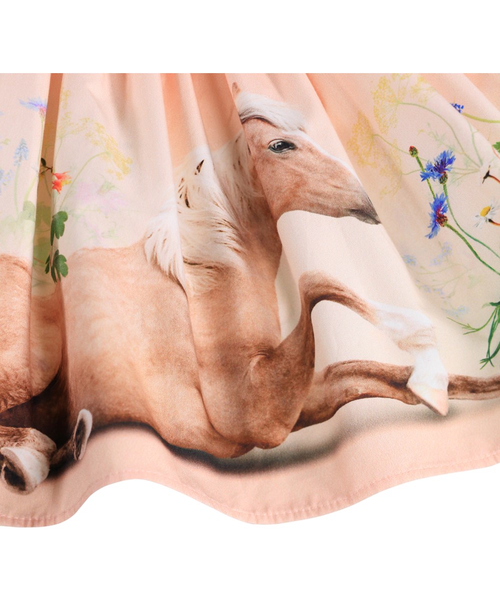 Brenda - Siesta - Roze kinderrok gemaakt van biologisch katoen met een elastische tailleband