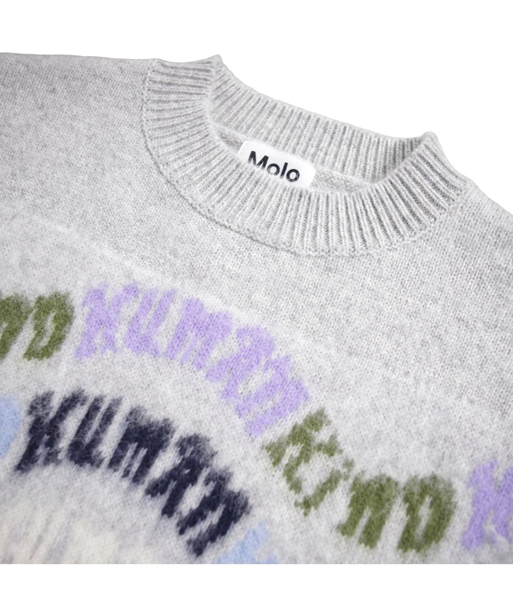 Gayle - Grey Melange - Grijze oversized kindertrui gemaakt van wol in een kleurrijk patroon.