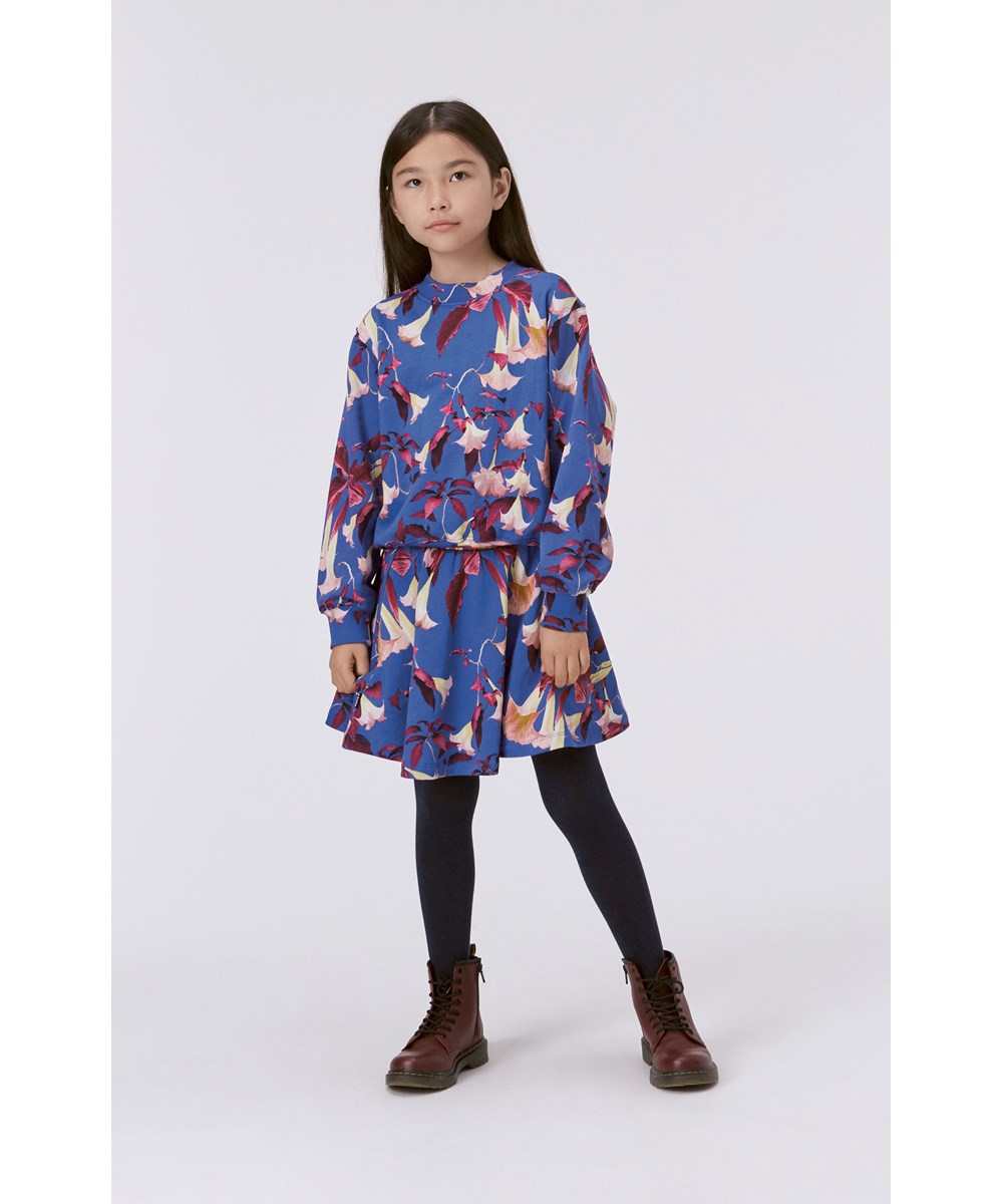 Marge - Angels Trumpets - Donkerblauwe biologische sweater met bloemenprint