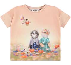 Raeesa T-shirts & Tops