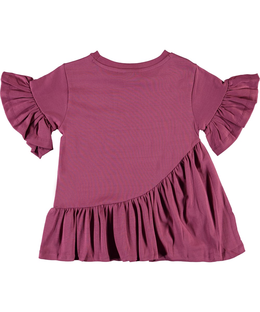 Ratja - Raspberry Jam - Asymmetrische t-shirt met ruches 