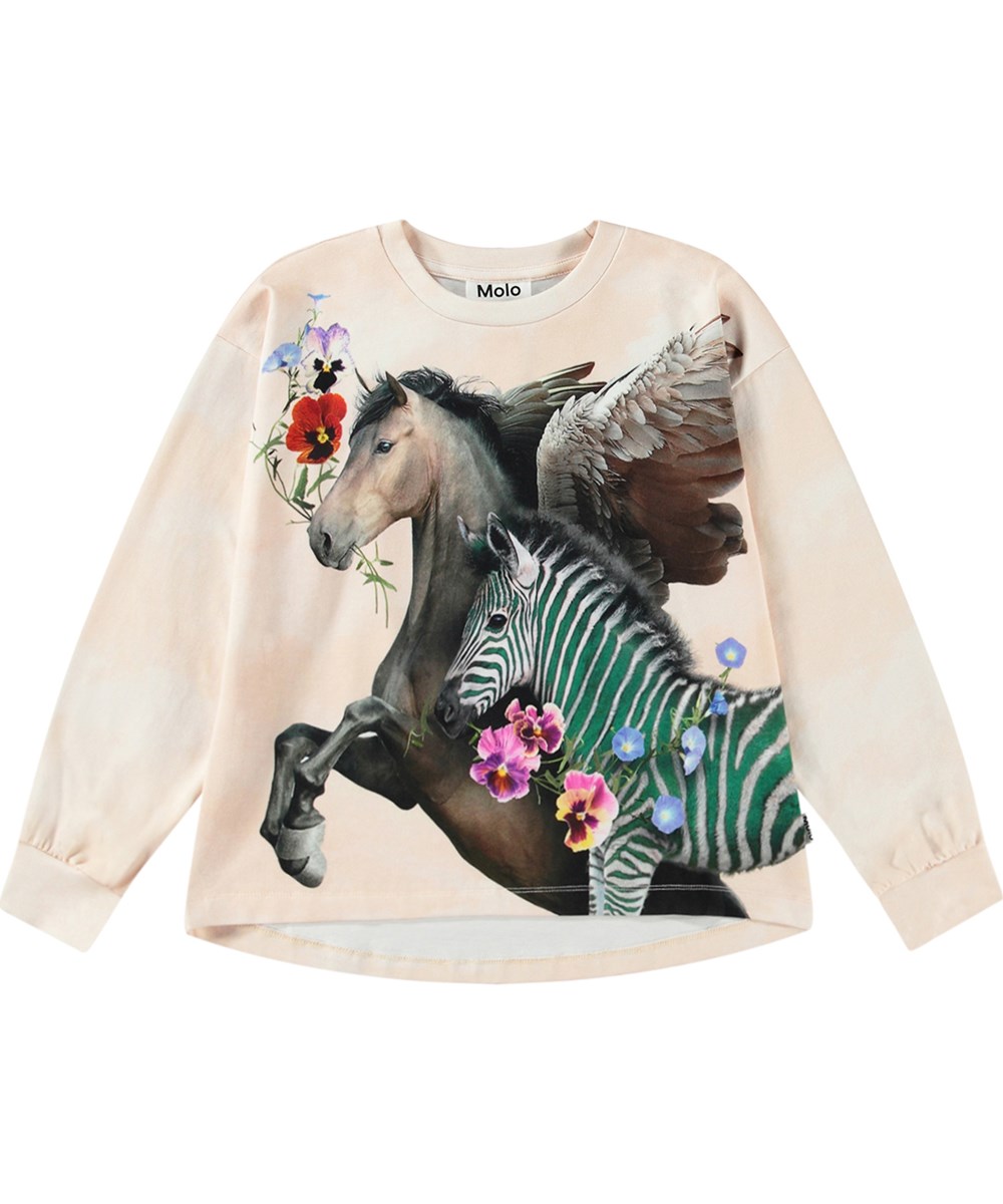 Reniza - Bringing Gifts - Trui van biologisch katoen in een ruimvallende pasvorm met geribbelde boorden. Feestelijke print van paarden en zebra's.