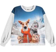 Reniza T-shirts & Tops